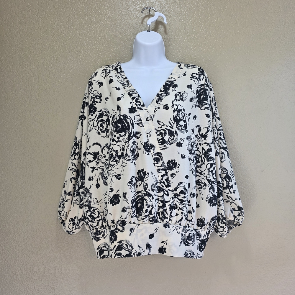 Royalty For Me Black and Cream Floral Blouse - Size XL / NWOT